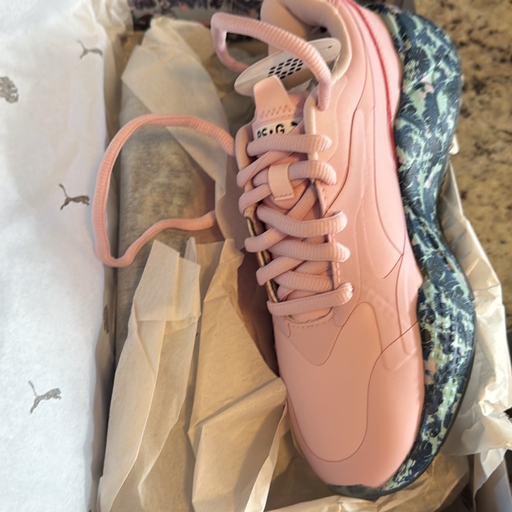 NWT - Women's RS-G Paradise Limited Edition Spikeless Golf Shoe Sz 7